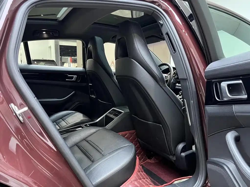 Porsche Panamera Hybrid 2020 — фото 12