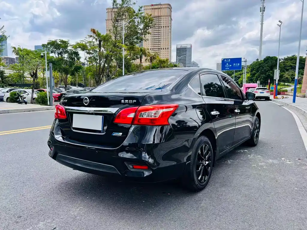 Nissan Sylphy 2018 — фото 12