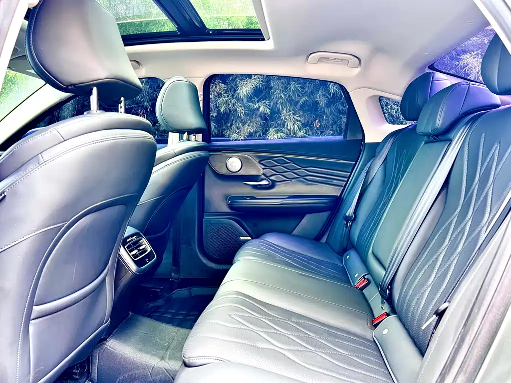Chery Arrizo 8 PRO 2025 — фото 12