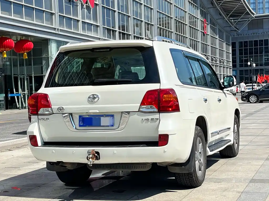 Toyota Land Cruiser 2015 — фото 6