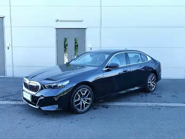 BMW i5 2026