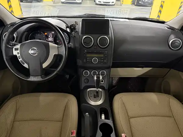 Nissan Qashqai 2011