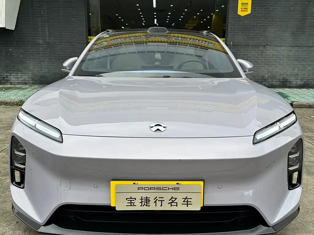 NIO ET5 2025