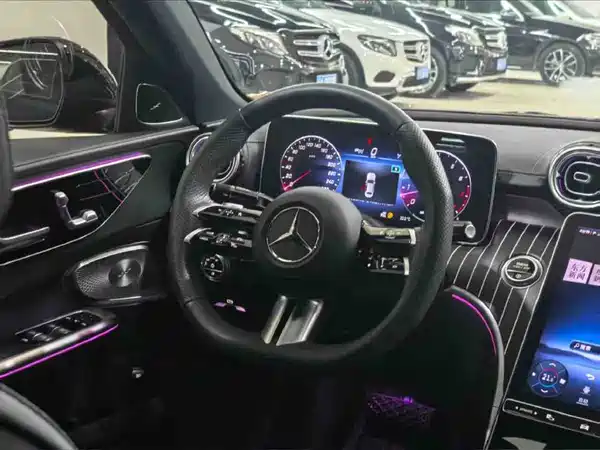 Mercedes-Benz C-Class 2022