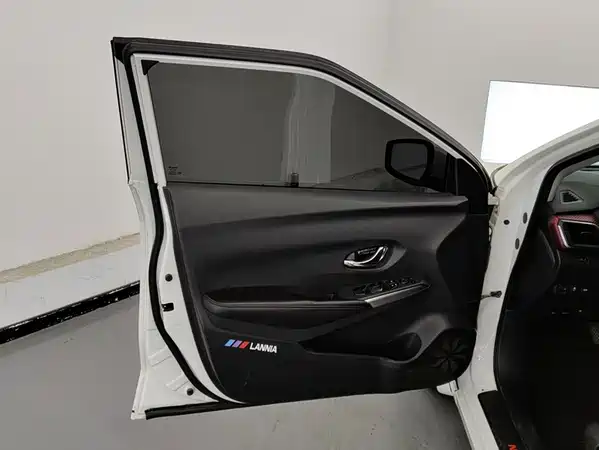 Nissan Bluebird 2019