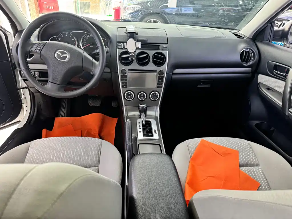 Mazda 6 2016 — фото 10