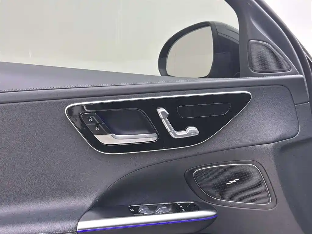 Mercedes-Benz C-Class 2022 — фото 17