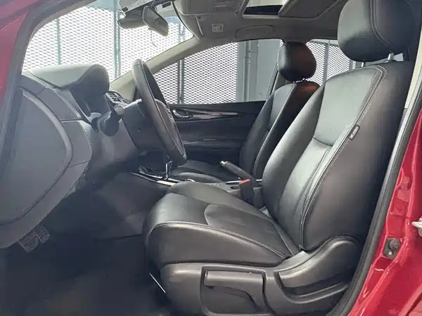 Nissan Tiida 2017