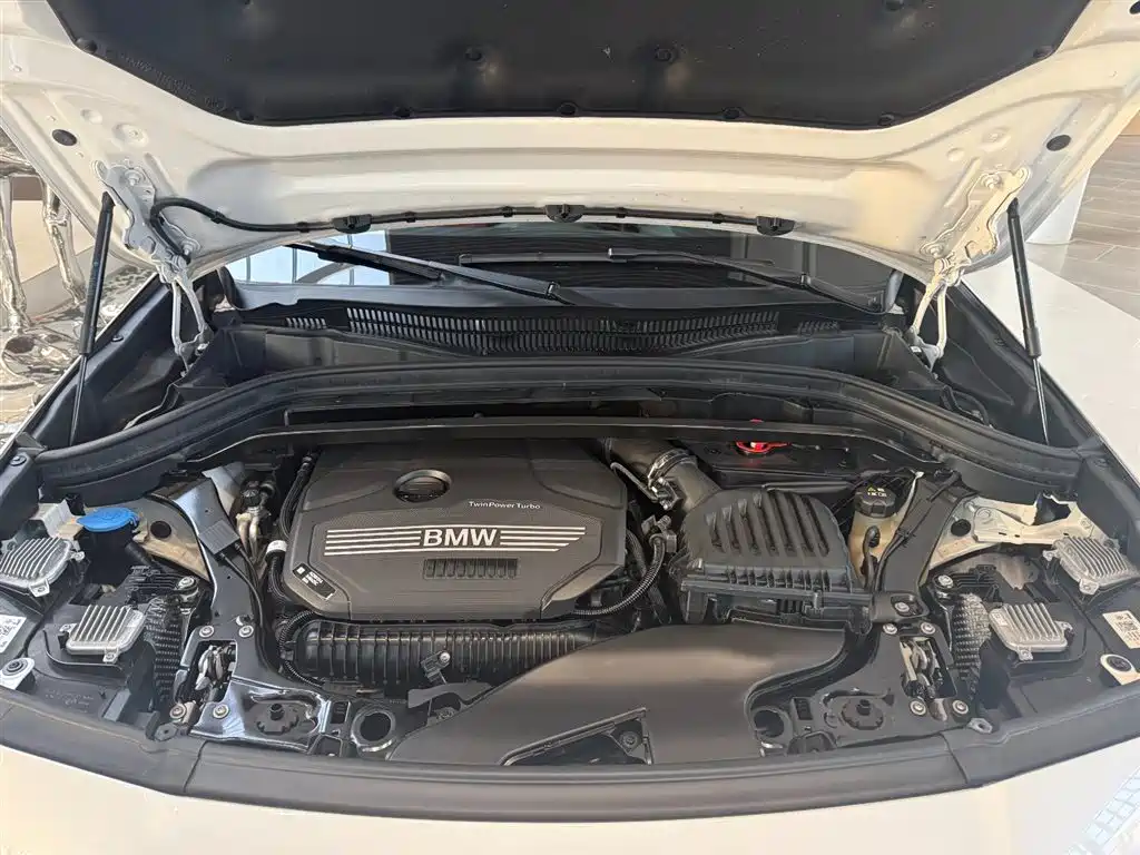 BMW X2 2024 — фото 11