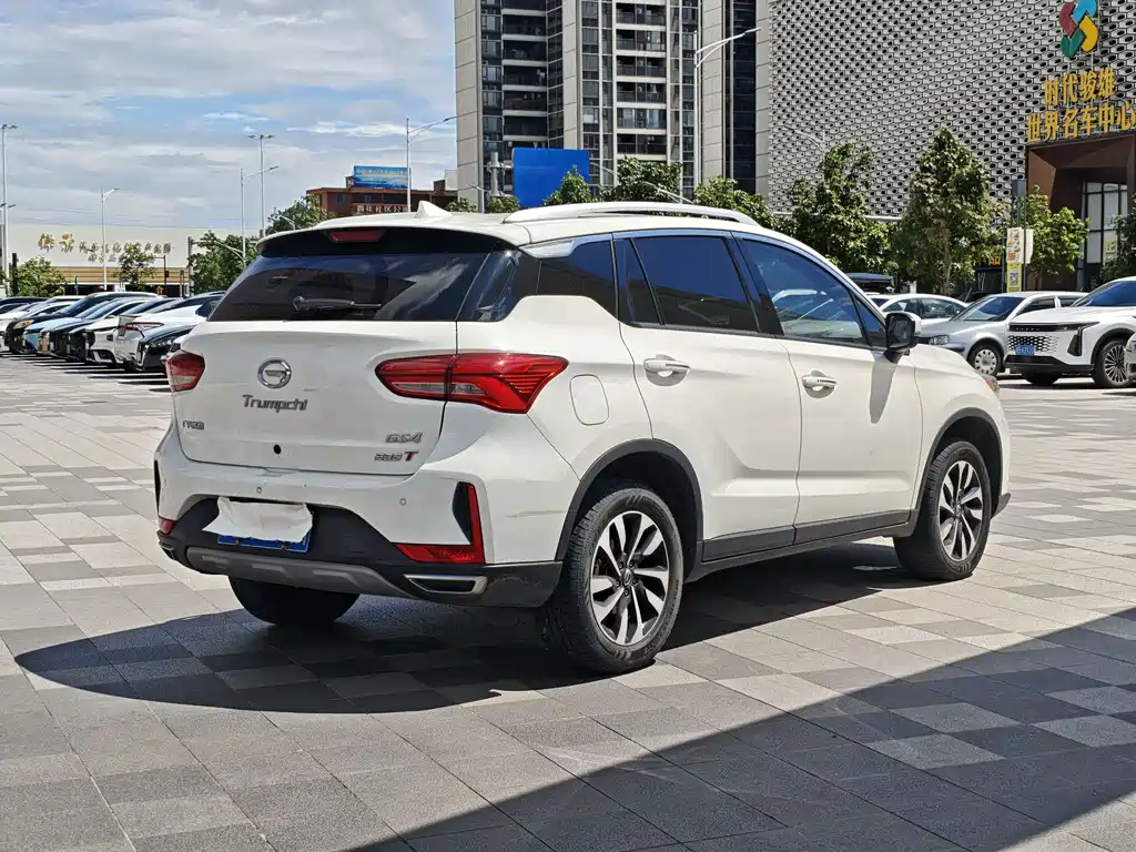 GAC Trumpchi GS4 2018 — фото 4