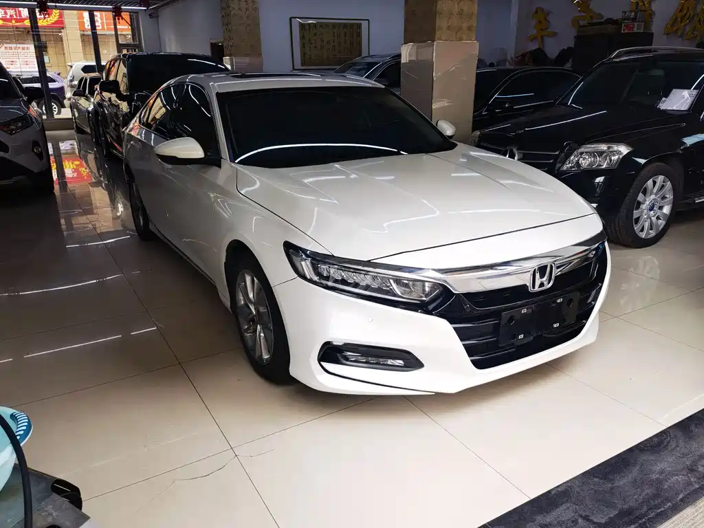 Honda Accord 2019 — фото 3