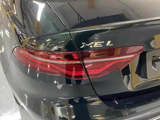 Jaguar XEL 2023 — фото 10