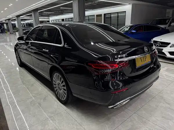 Mercedes-Benz E-Class 2021