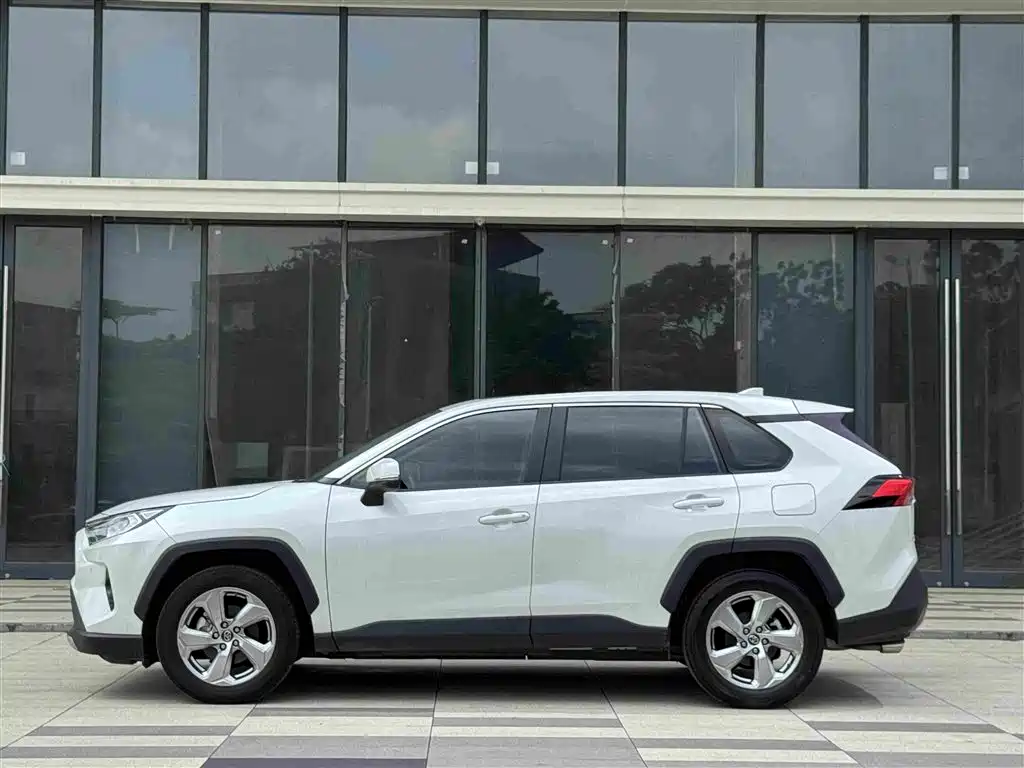 Toyota RAV4 2022