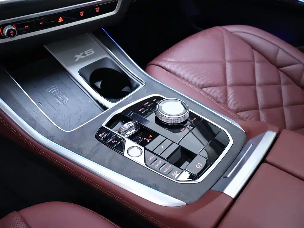 BMW X5 2024 — фото 12