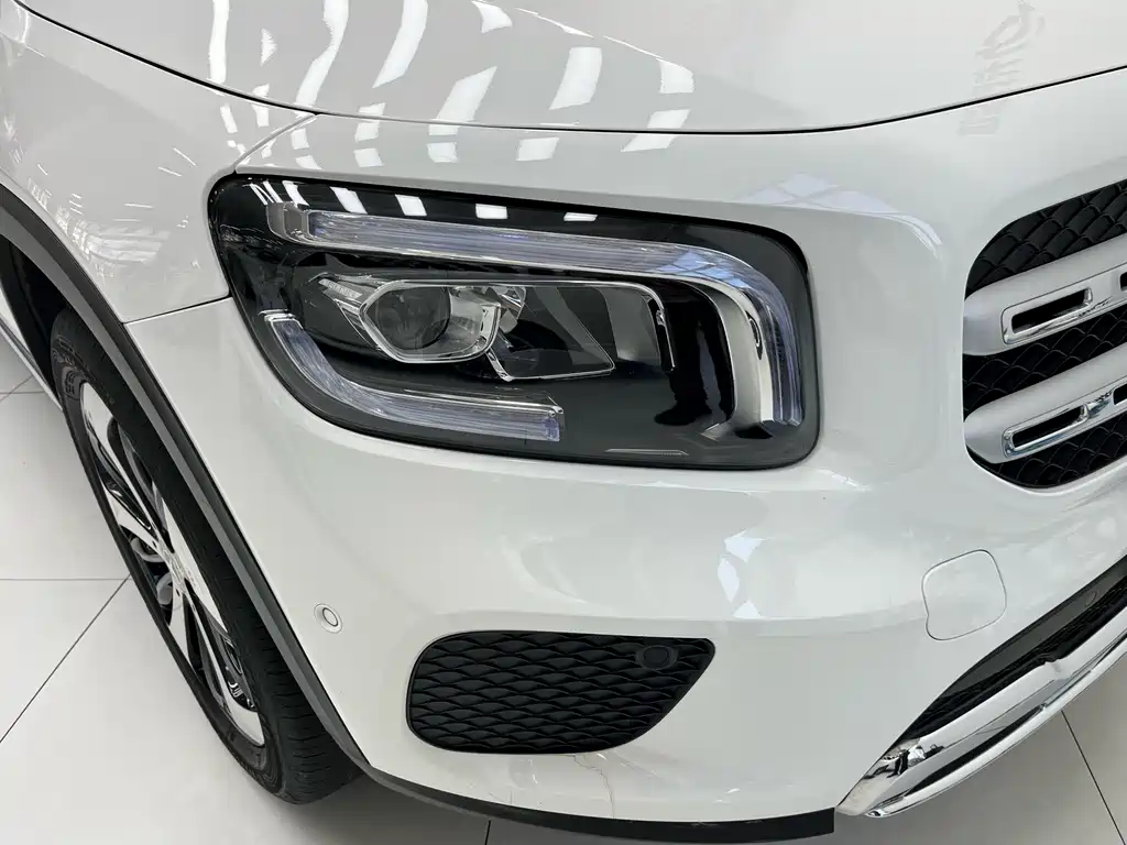 Mercedes-Benz GLB 2022 — фото 13
