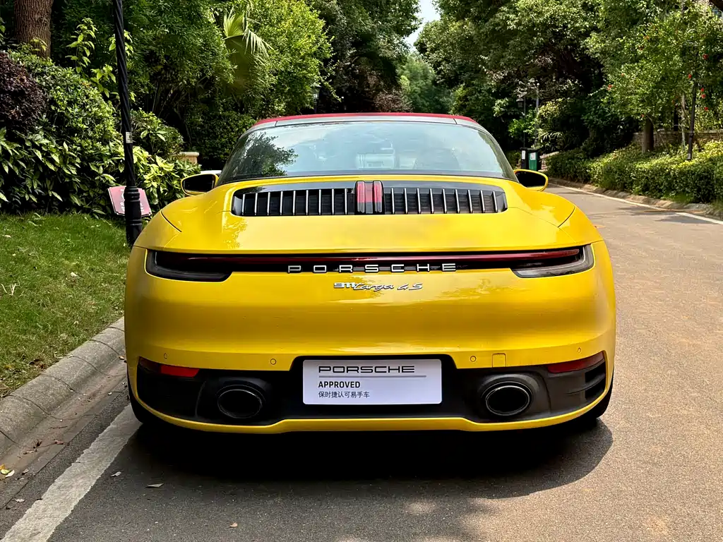 Porsche 911 2022