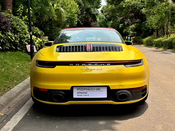 Porsche 911 2022