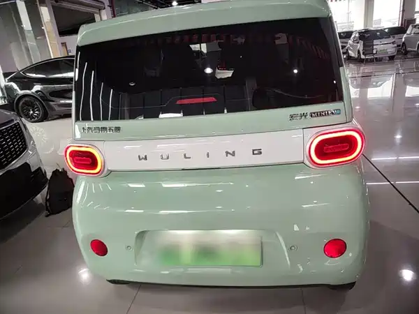 Wuling Hongguang MINIEV 2025