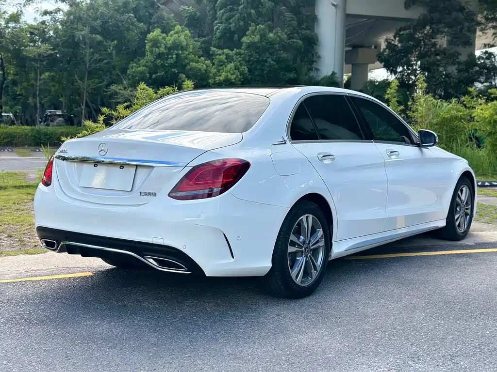 Mercedes-Benz C-Class 2020 — фото 15