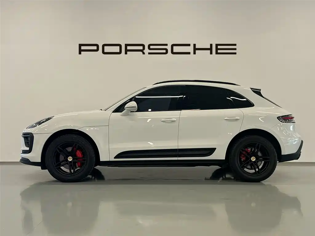 Porsche Macan 2023 — фото 2
