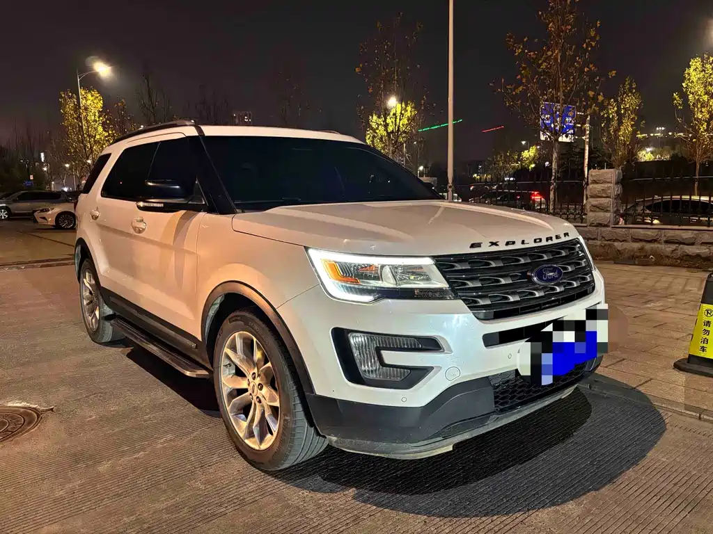 Ford Explorer 2016 — фото 3