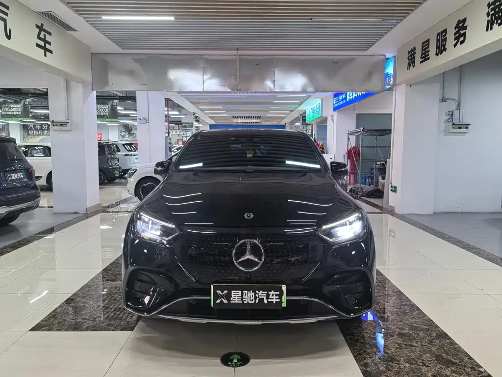 Mercedes-Benz EQE SUV 2023 — фото 1