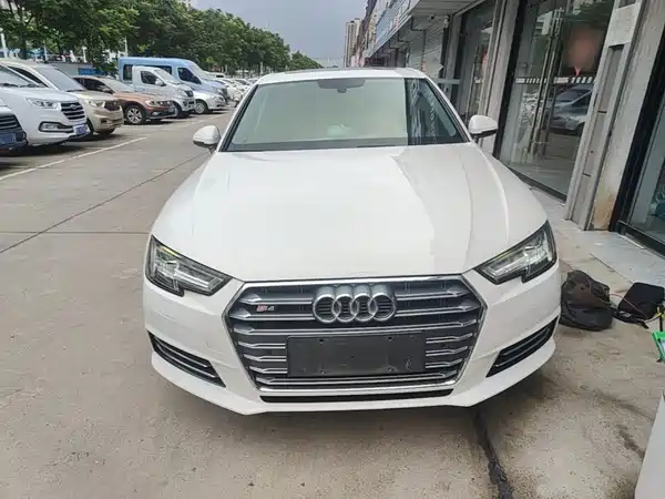Audi A4L 2017