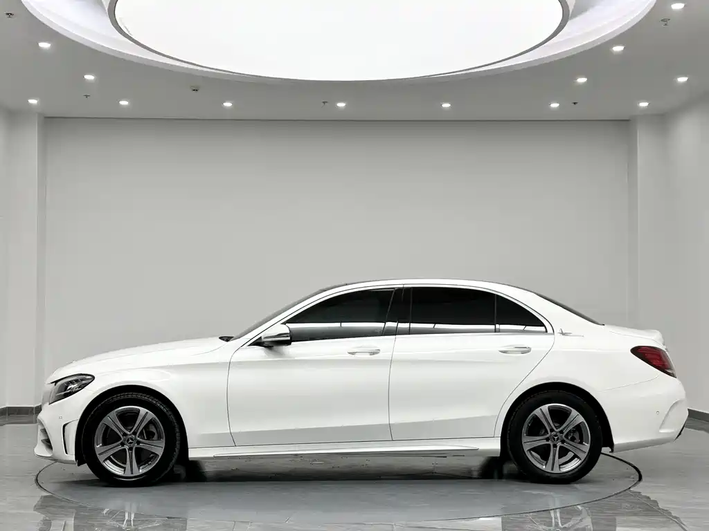 Mercedes-Benz C-Class 2021 — фото 5