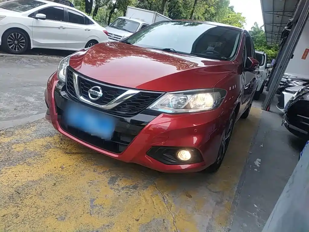Nissan Tiida 2018