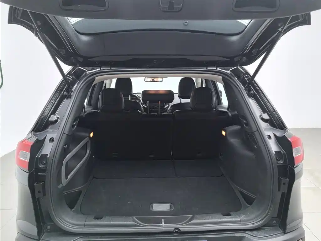 Jeep Cherokee 2016 — фото 16