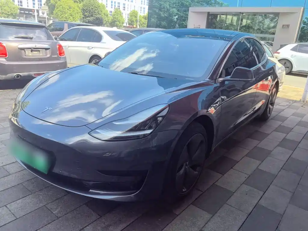 Tesla Model 3 2020 — фото 1