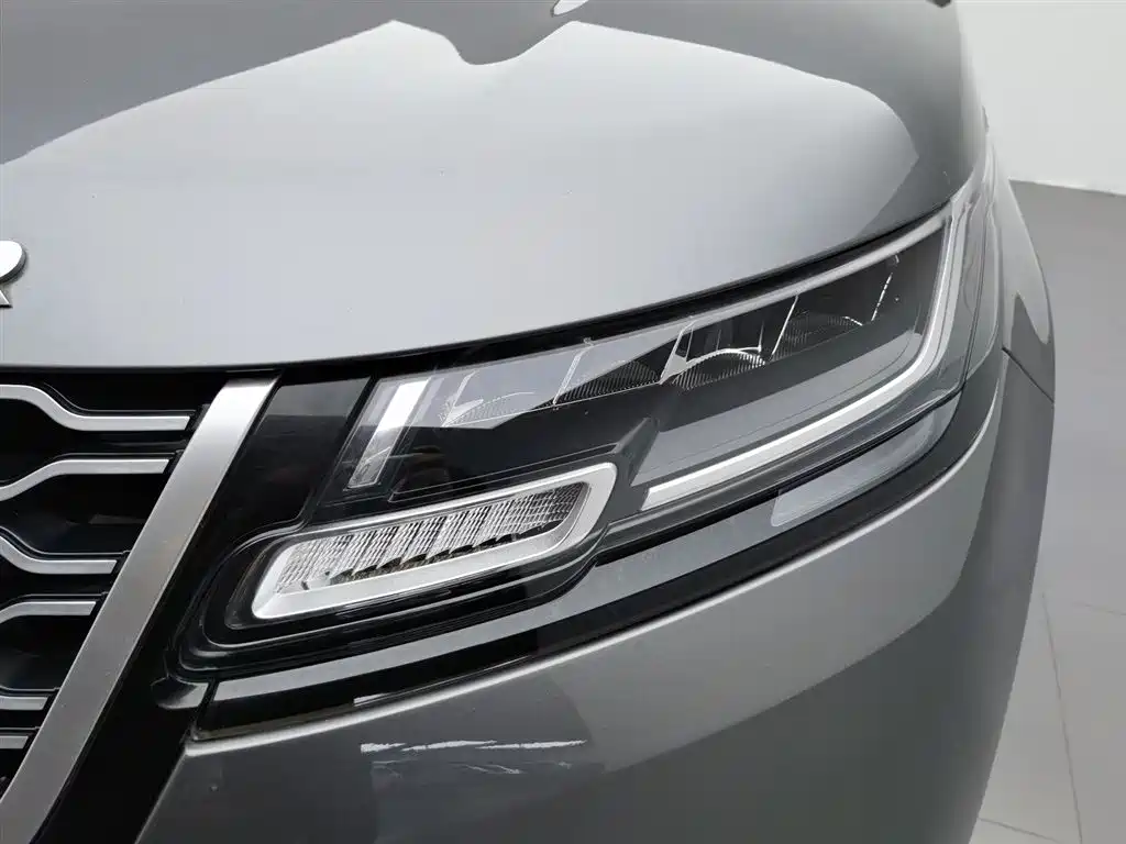 Land Rover Velar 2019 — фото 7