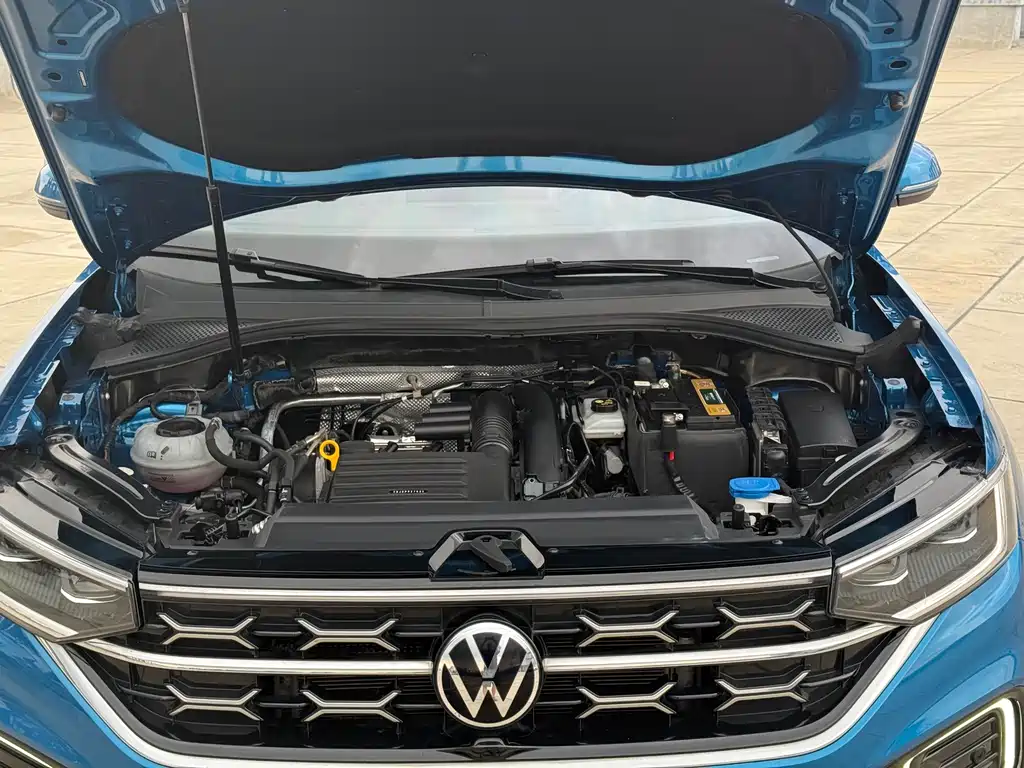 Volkswagen GTE PHEV 2022 — фото 14