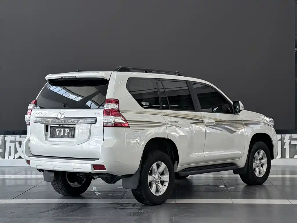 Toyota Prado 2017 — фото 3