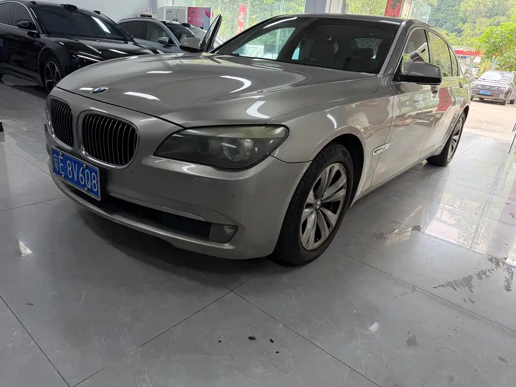 BMW 7 Series 2011