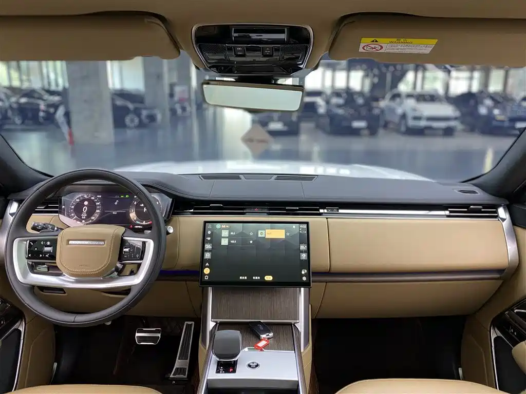 Land Rover Range Rover 2024 — фото 11