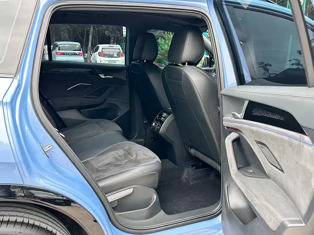 Volkswagen Tiguan L 2024