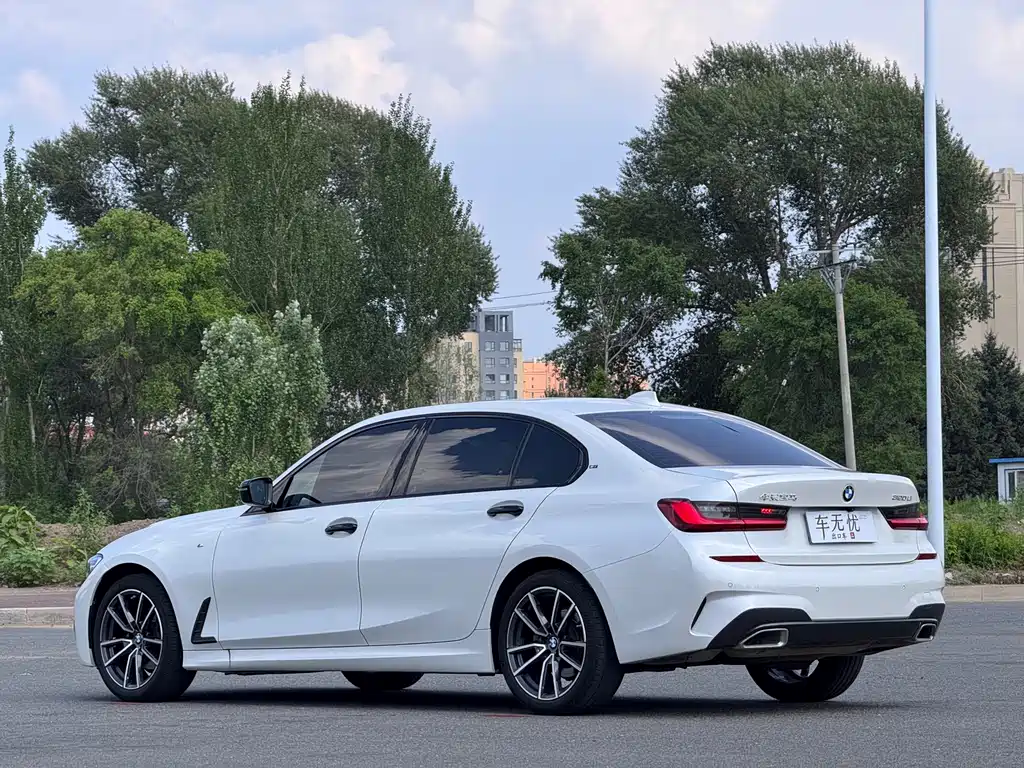 BMW 3 Series 2022