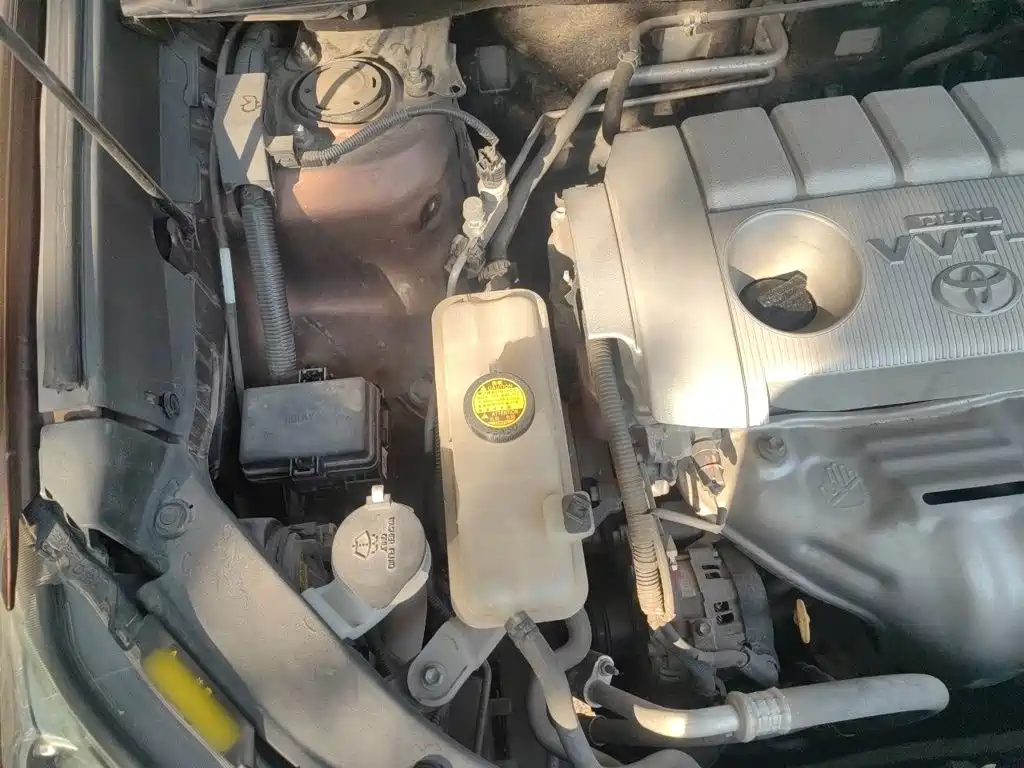 Toyota RAV4 2015 — фото 21