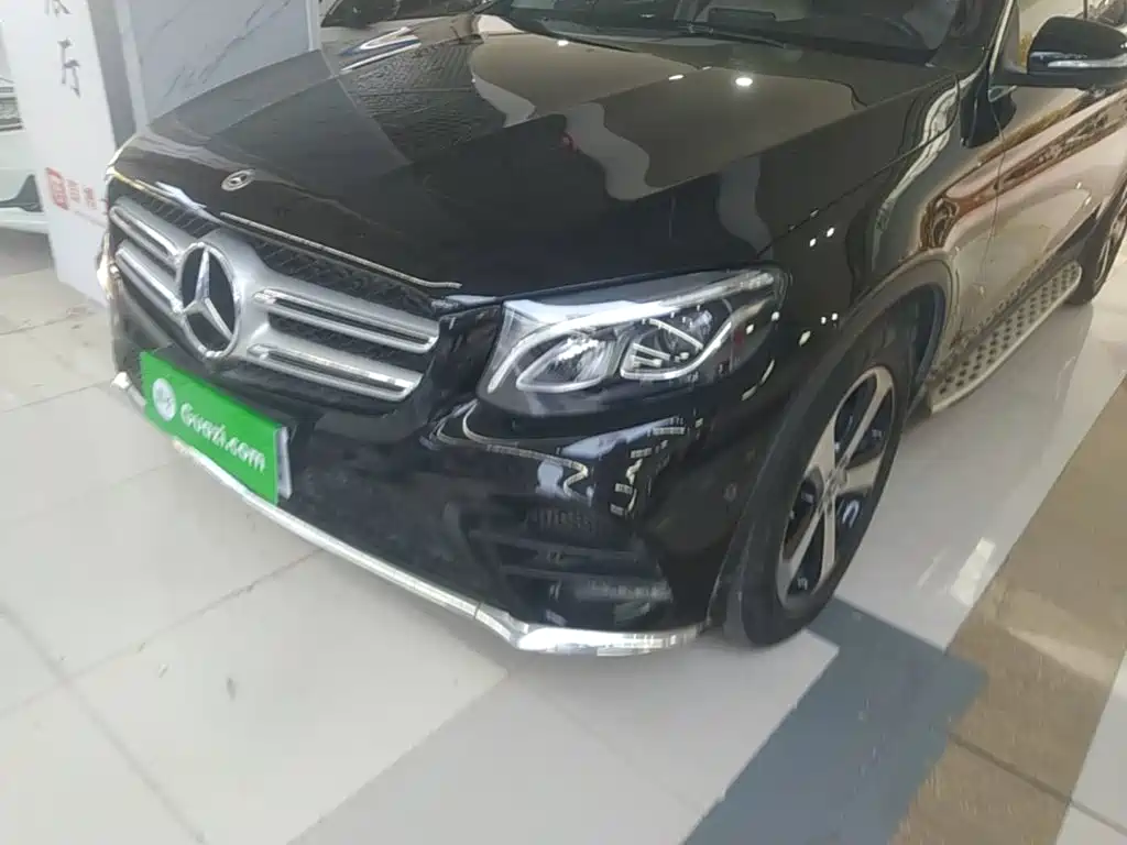 Mercedes-Benz GLC 2018 — фото 18