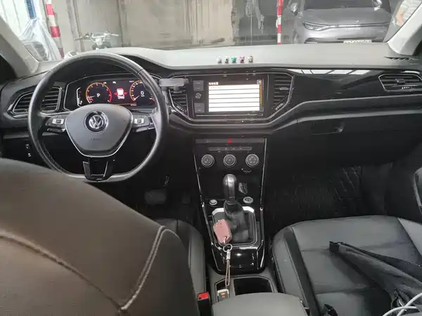 Volkswagen T-Roc 2020