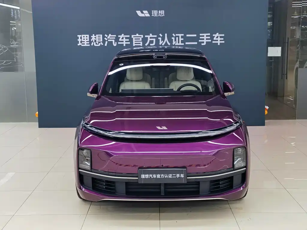 Li Auto Li L9 2025