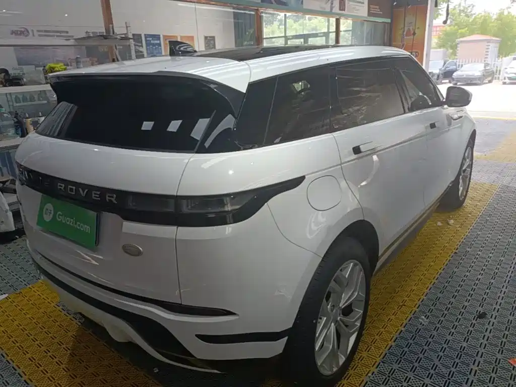 Land Rover Evoque 2022