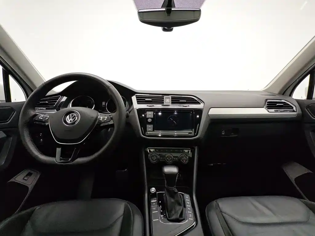 Volkswagen Tiguan L 2019