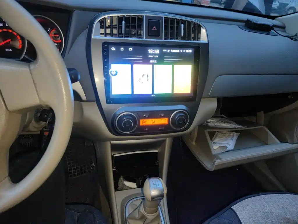 Nissan Sylphy 2014 — фото 14