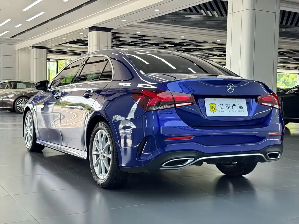 Mercedes-Benz A-Class 2020 — фото 6