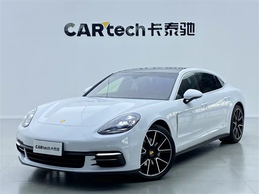 Porsche Panamera 2019 — фото 33