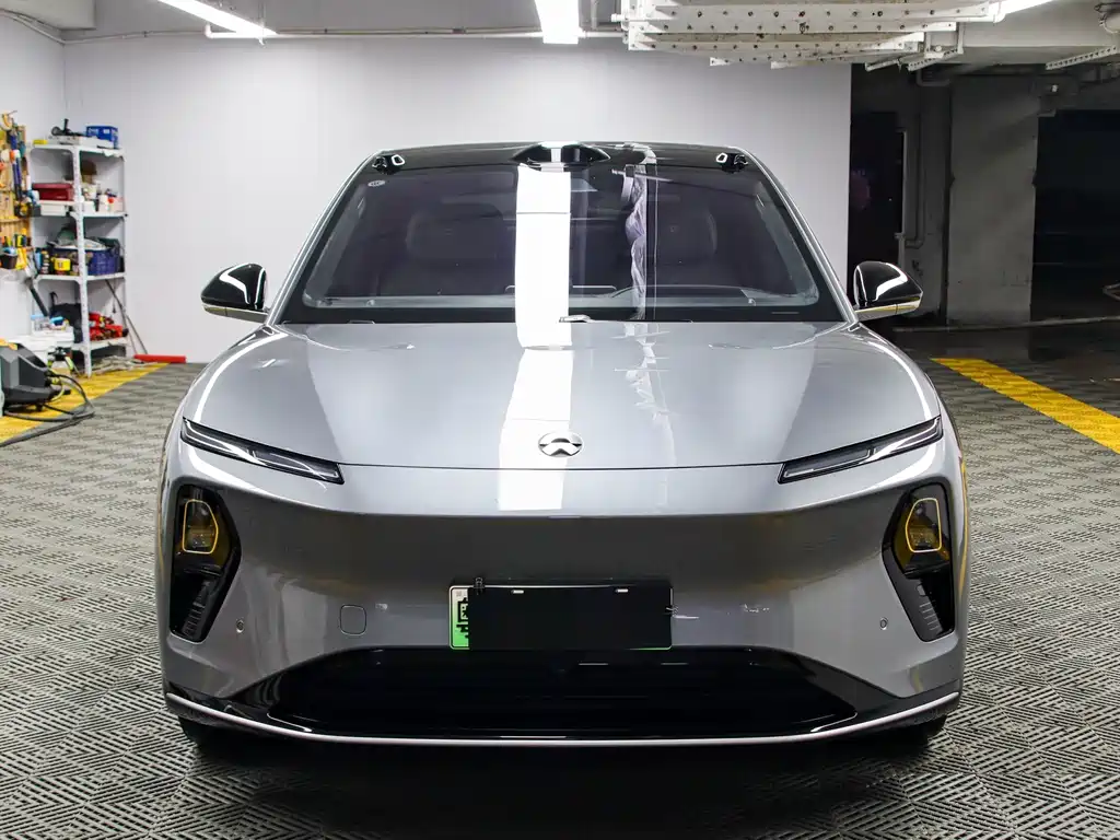 NIO ET9 2025