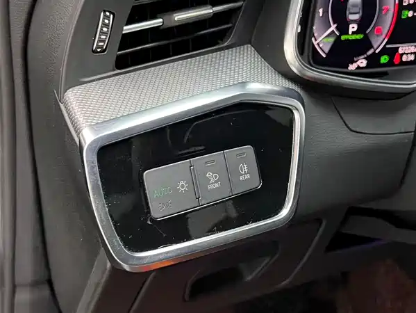 Audi A6L New Energy 2020